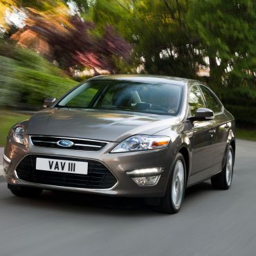 mondeo-sedan %2